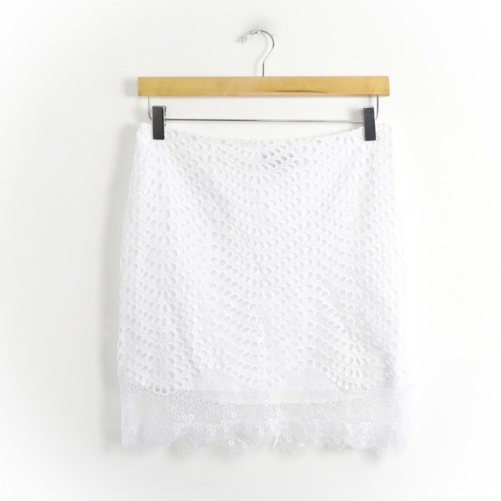 Ann Taylor white eyelet skirt lace trim mini short resort wear cocktail tea 6P